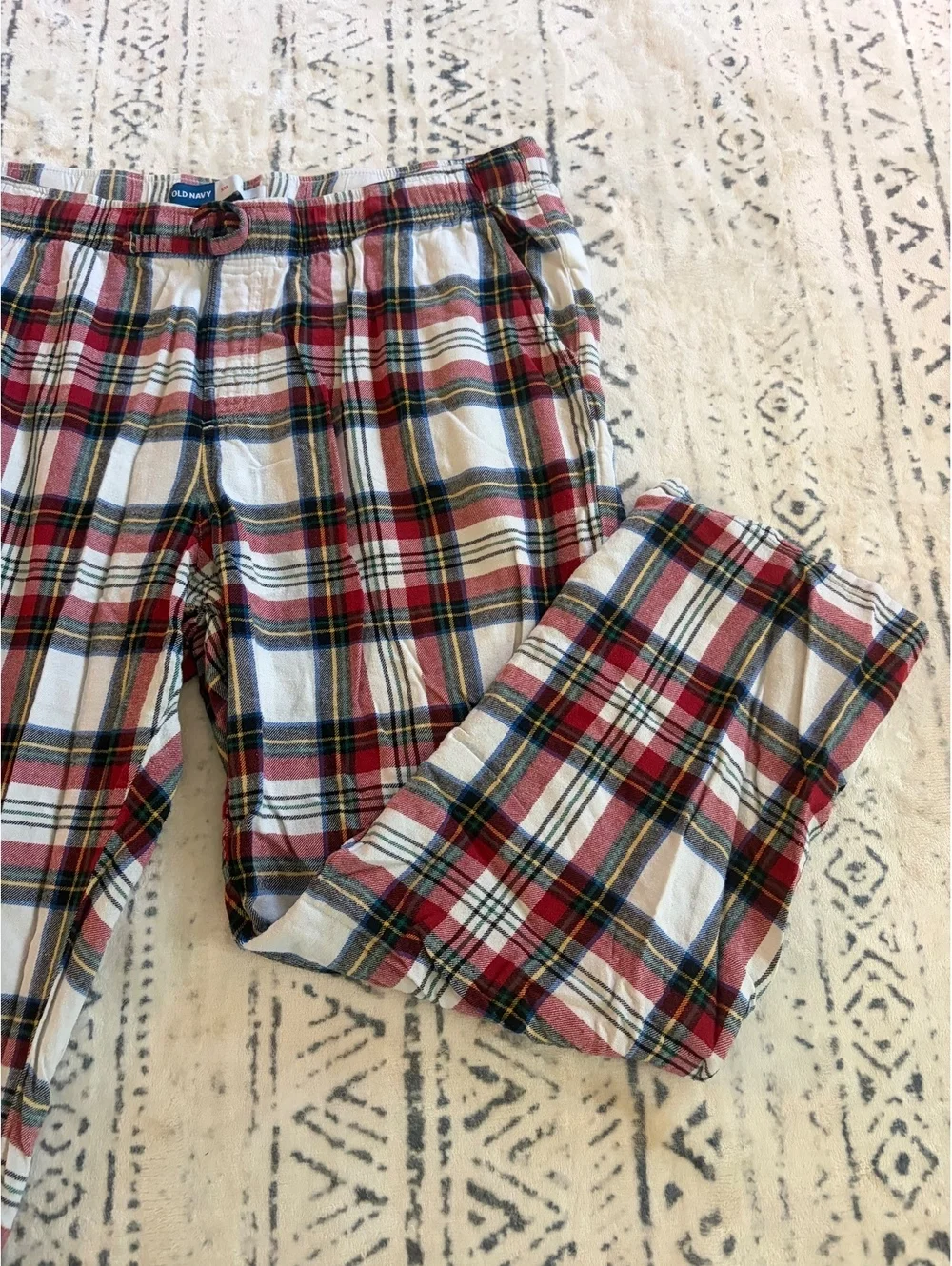 Old Navy XXL Red Plaid Pajama Pants